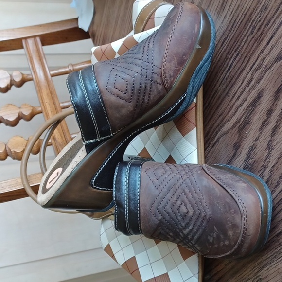 White Mountain Leather Mules, NWOB,  7M, - Picture 1 of 10